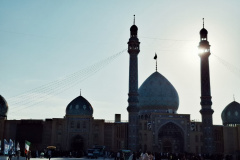 گزارش تصویری اردوی یک روزه فرهنگی_زیارتی قم و جمکران دانشجویان دختر به مناسبت ولادت حضرت زینب(س) ۱۸ آبان ۱۴۰۳