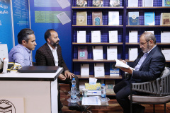 بازدید ریاست محترم دانشگاه بین المللی مذاهب اسلامی از غرفه‌های دانشگاه در سی و ششمین نمایشگاه کتاب تهران