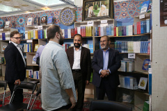 بازدید ریاست محترم دانشگاه بین المللی مذاهب اسلامی از غرفه‌های دانشگاه در سی و ششمین نمایشگاه کتاب تهران