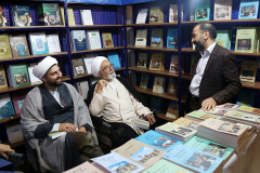 گزارش تصویری// رونمایی از کتاب «ادب اختلاف و فرهنگ تقریب»، اثری از حجت‌الاسلام عبدالکریم بی‌آزار شیرازی، انتشارات دانشگاه بین المللی مذاهب اسلامی