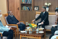 گزارش تصویری// دیدار رئیس دانشگاه بین‌المللی مذاهب اسلامی و سفیر کشور ژاپن در ایران