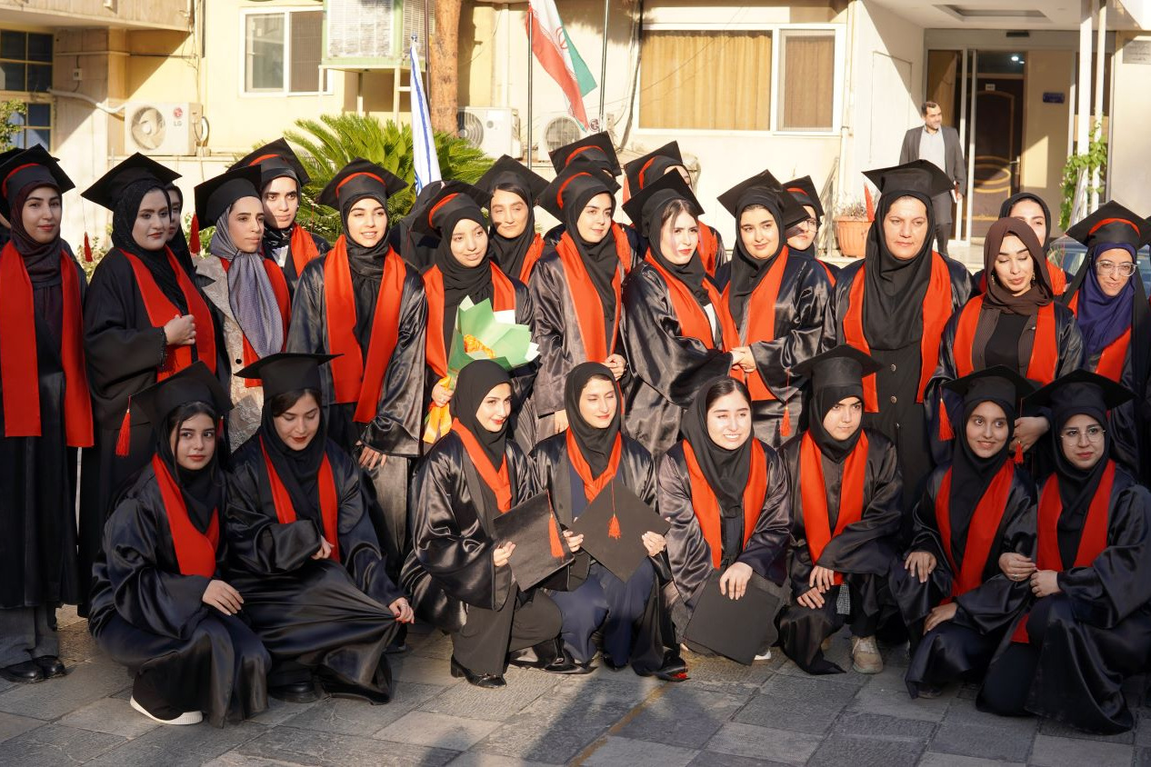 گزارش تصویری مراسم دانش‌آموختگی دانشجویان دانشگاه بین‌المللی مذاهب اسلامی در واحد مرکزی