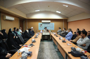 نشست تخصصی با عنوان: مهم ترین چالش های موجود در انتقال مفاهیم عمیق دینی به نسل جدید